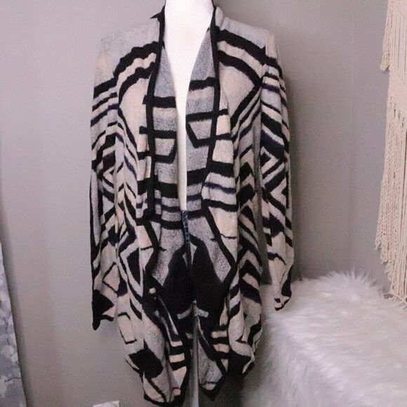 Lucky Brand | Cascade front Aztec Cardigan Medium - Picture 2 of 6